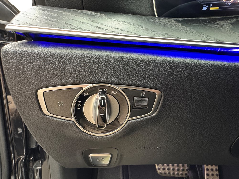 Mercedes-Benz E200 с пробегом в Audi Беларусь. Фотография 14