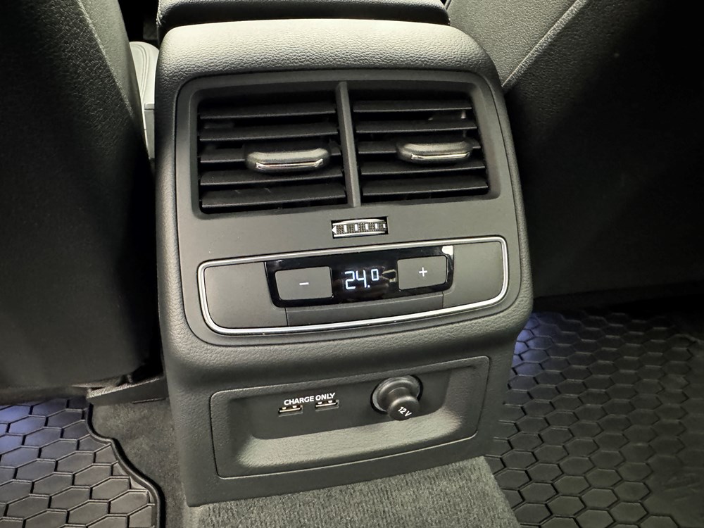 Audi A4 с пробегом в Audi Беларусь. Фотография 26