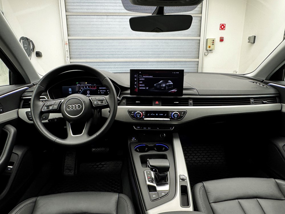 Audi A4 с пробегом в Audi Беларусь. Фотография 27