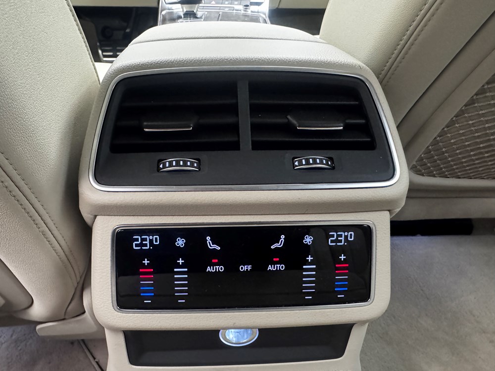 Audi A6 с НДС с пробегом в Audi Беларусь. Фотография 