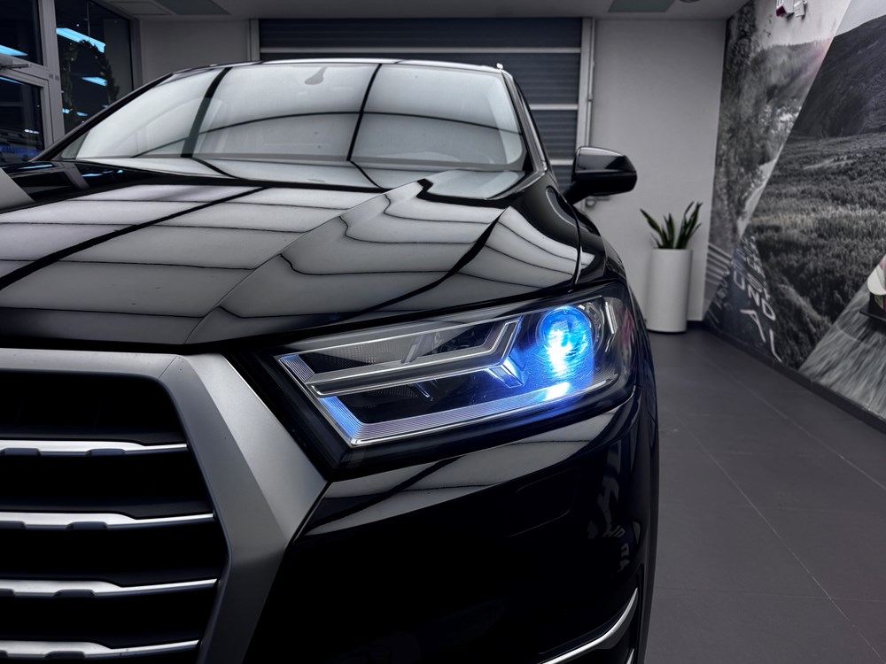 Audi Q7 с пробегом в Audi Беларусь. Фотография 2