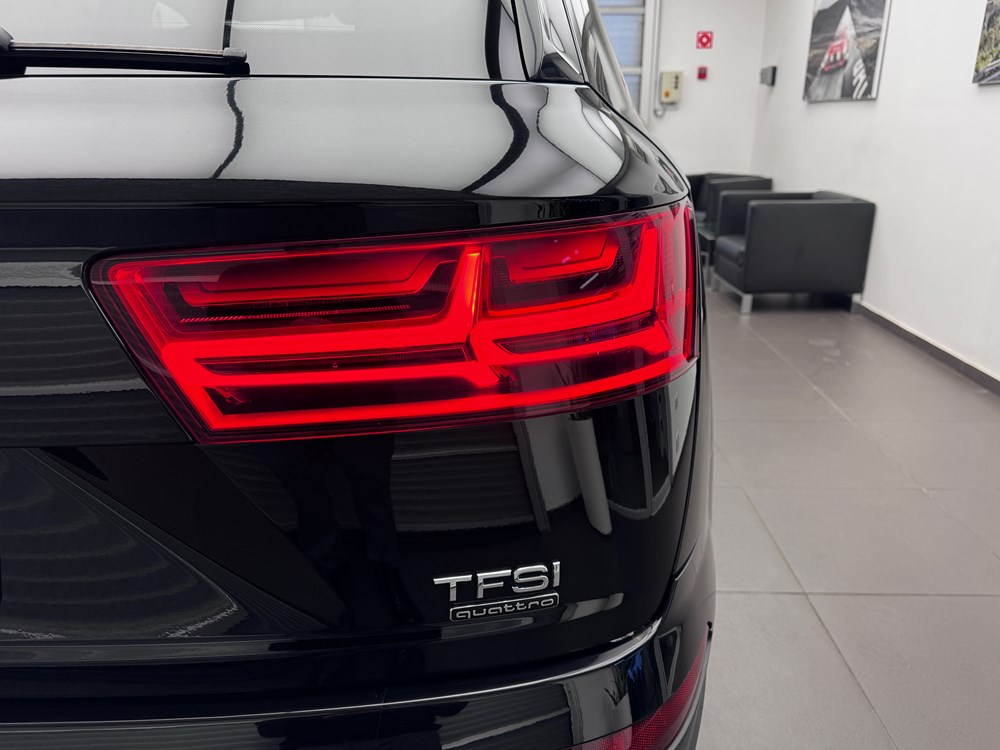 Audi Q7 с пробегом в Audi Беларусь. Фотография 
