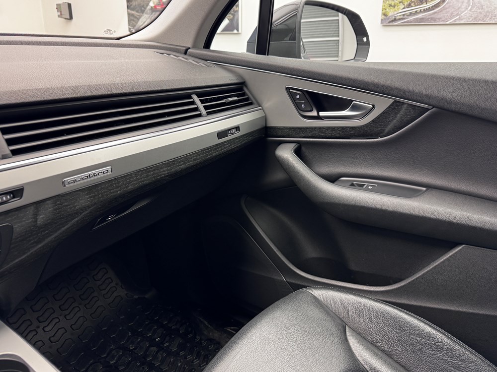 Audi Q7 с пробегом в Audi Беларусь. Фотография 