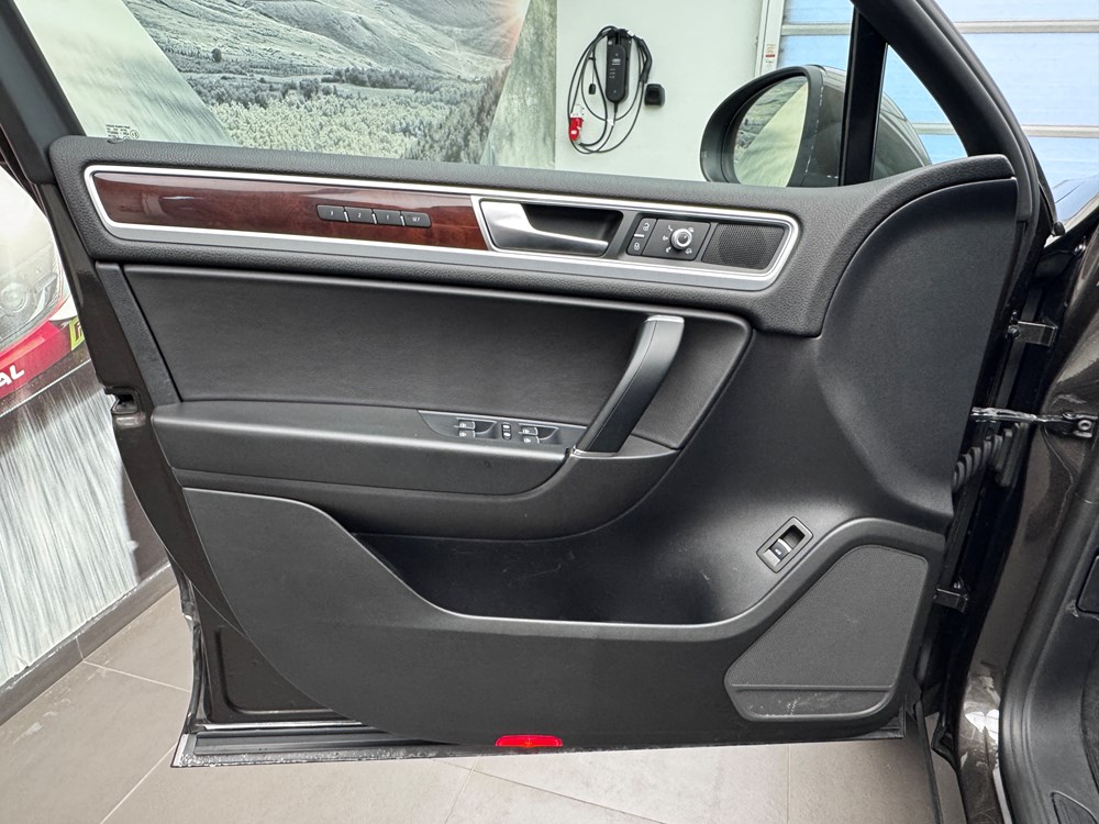 Volkswagen Touareg с пробегом в Audi Беларусь. Фотография 