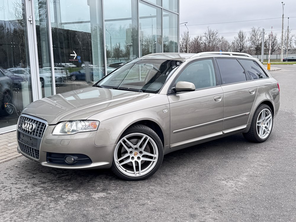 Audi A4 Avant с пробегом в Audi Беларусь. Фотография 1