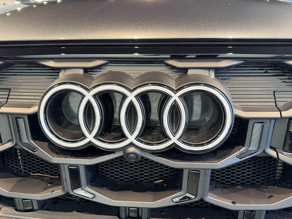 Audi SQ7 с НДС с пробегом в Audi Беларусь. Фотография 3