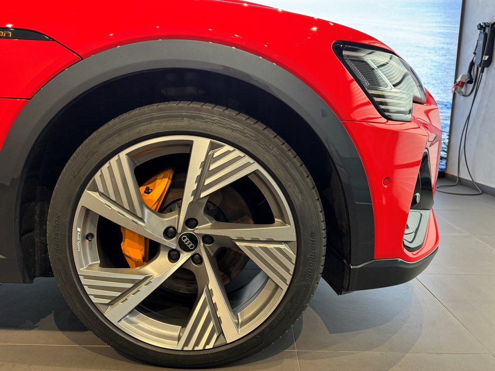 Audi E-Tron Sportback 55 с пробегом в Audi Беларусь. Фотография 5