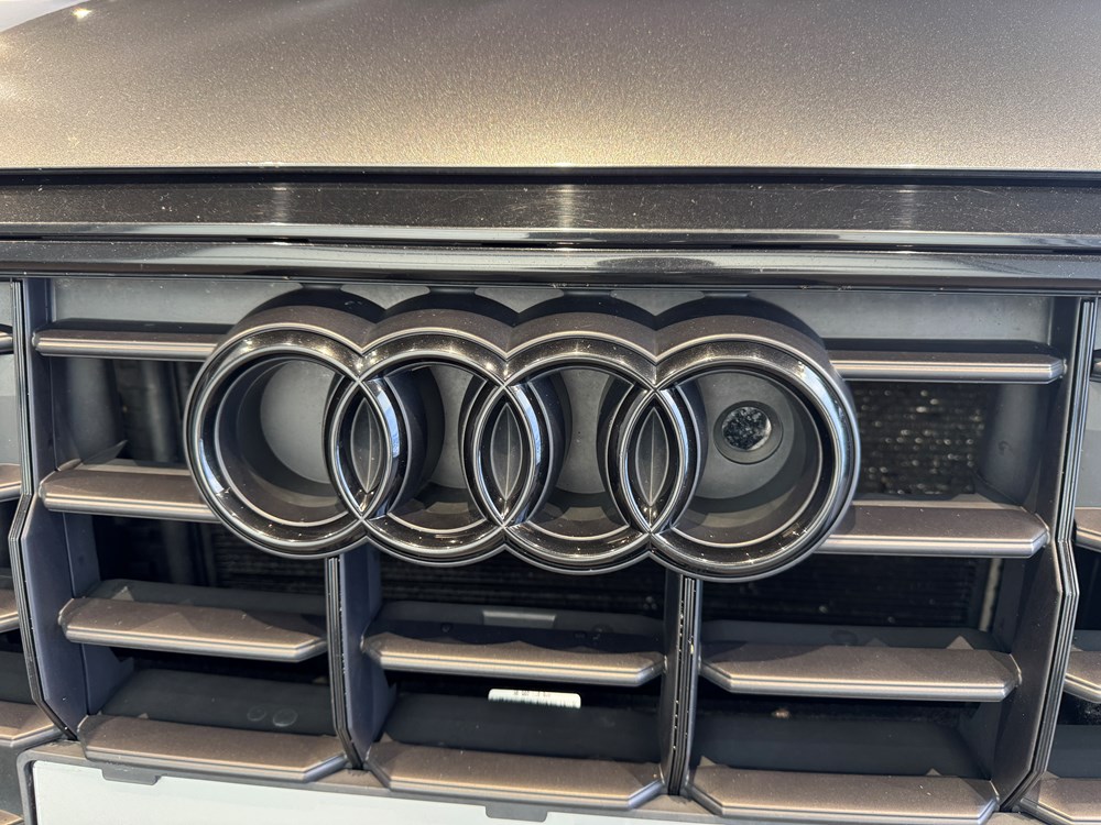 Audi Q8 с НДС с пробегом в Audi Беларусь. Фотография 3