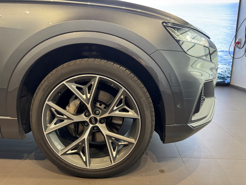 Audi Q8 с НДС с пробегом в Audi Беларусь. Фотография 