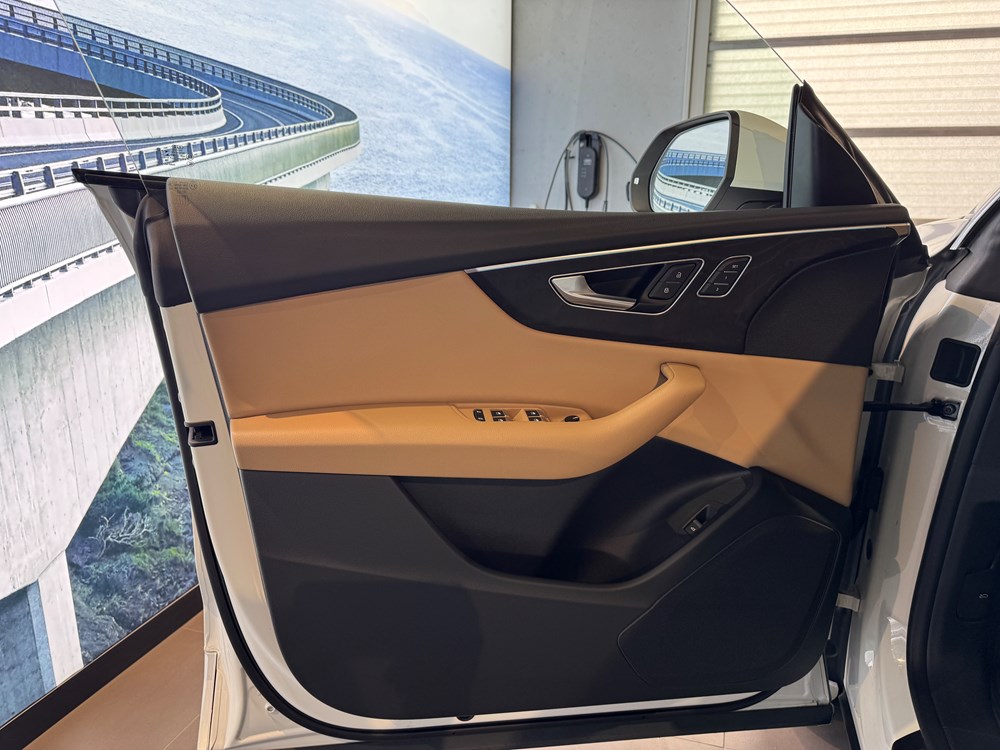 Audi Q8 с НДС с пробегом в Audi Беларусь. Фотография 