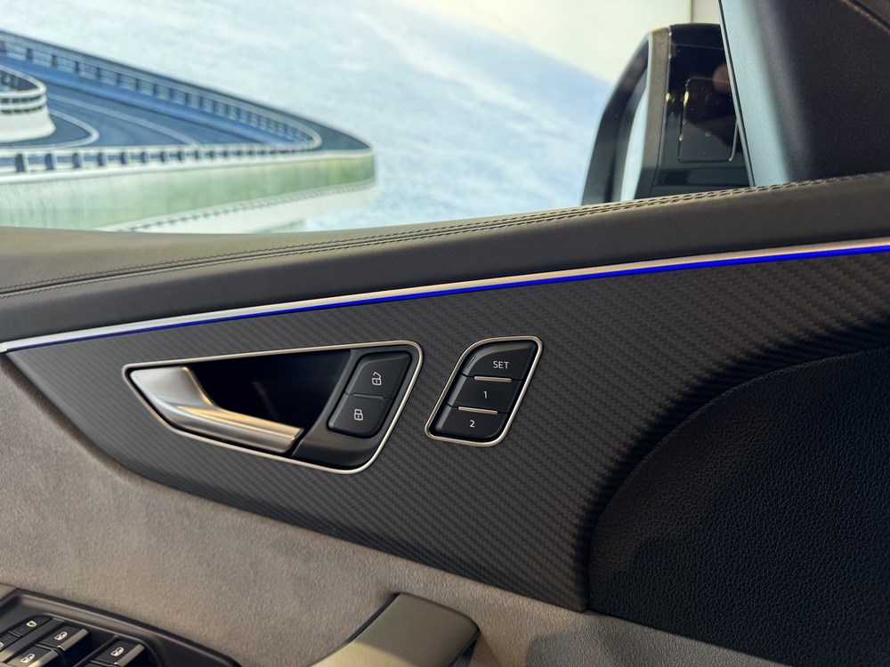 Audi SQ8 с НДС с пробегом в Audi Беларусь. Фотография 