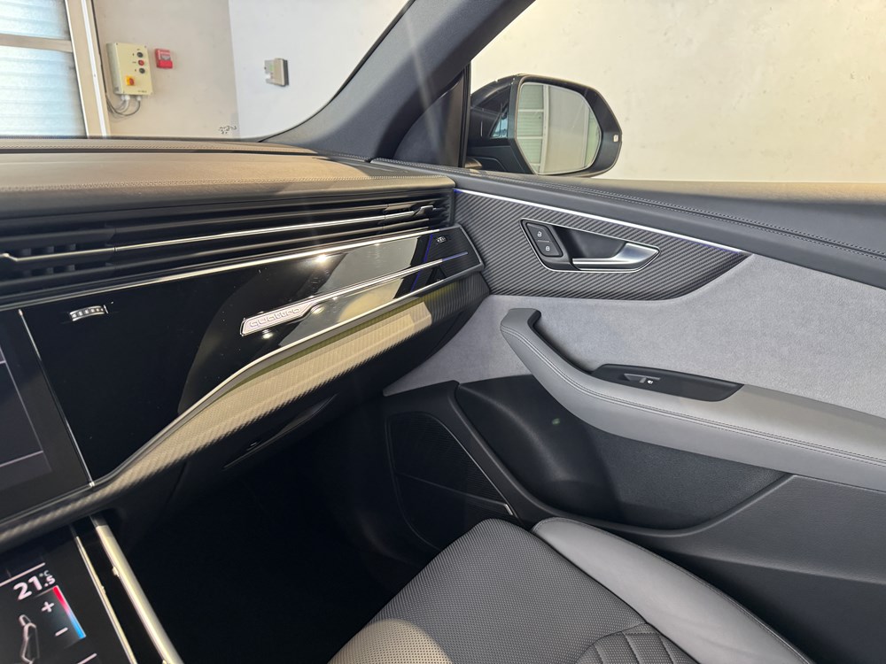 Audi SQ8 с НДС с пробегом в Audi Беларусь. Фотография 