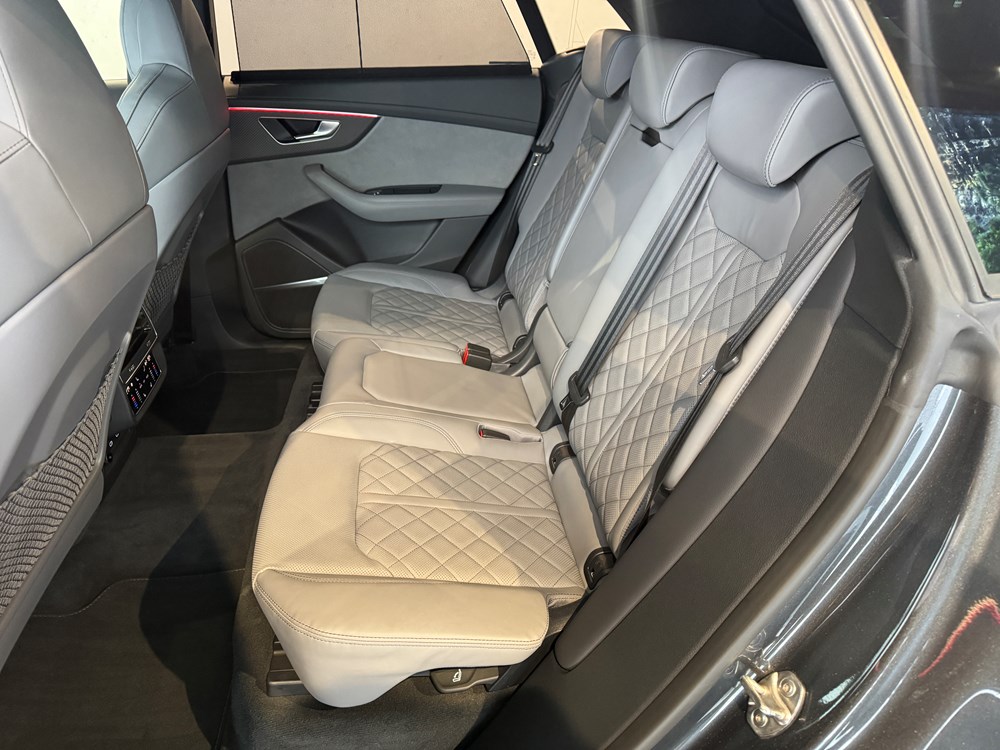 Audi SQ8 с НДС с пробегом в Audi Беларусь. Фотография 