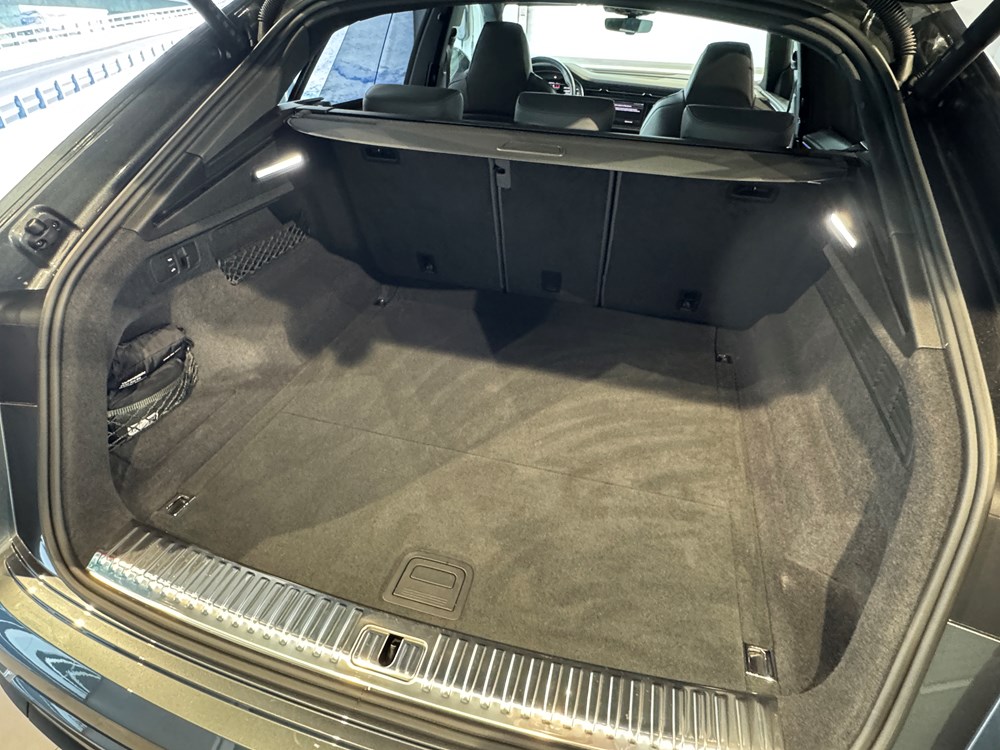Audi SQ8 с НДС с пробегом в Audi Беларусь. Фотография 