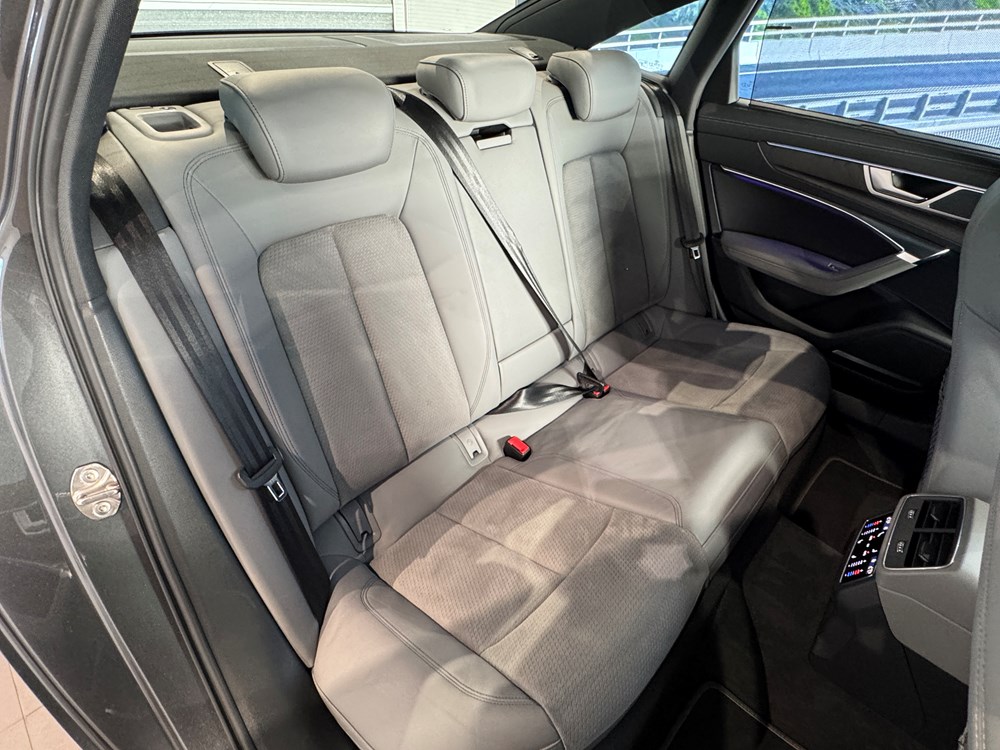 Audi A6 с НДС с пробегом в Audi Беларусь. Фотография 